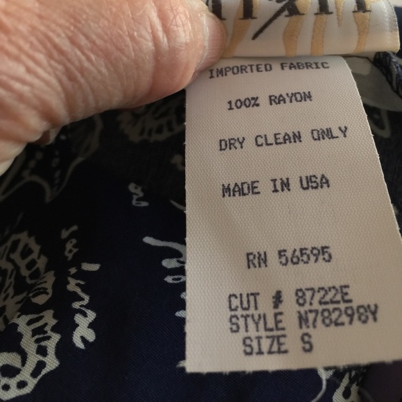 Dress - Picture 4 of 5